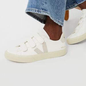 Veja Recife Logo Sneaker